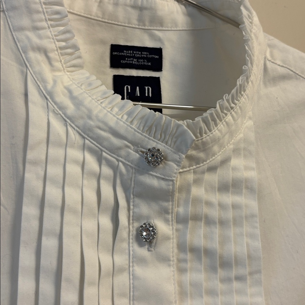 Gap organic cotton tuxedo blouse. XL NWT
